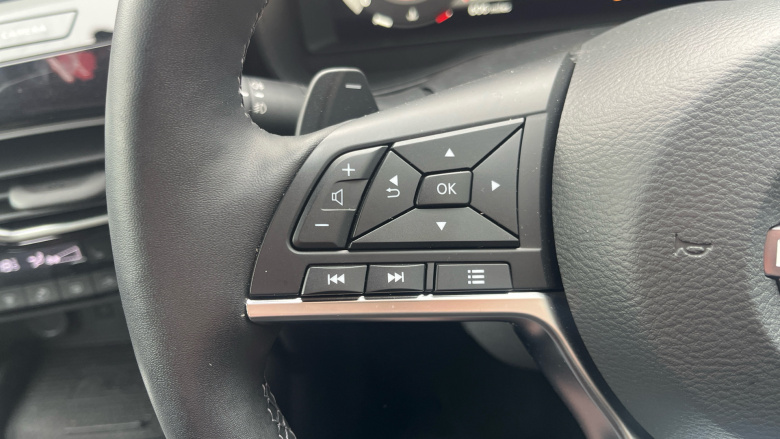 Nissan Juke 1.0 DiG-T N-Sport 5dr DCT Petrol Hatchback